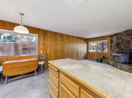 1183 Canarsee Street, South Lake Tahoe, CA 96150 Photo