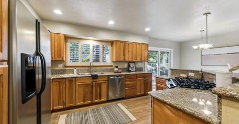 2301 California Avenue, South Lake Tahoe, CA 96150 Photo