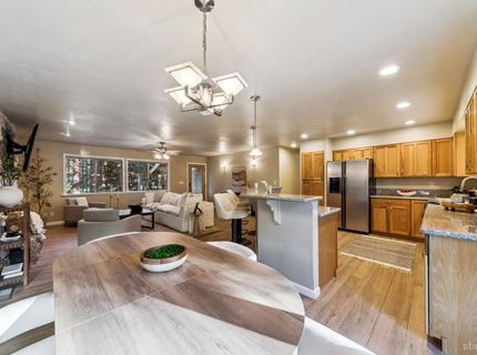 2301 California Avenue, South Lake Tahoe, CA 96150 Photo