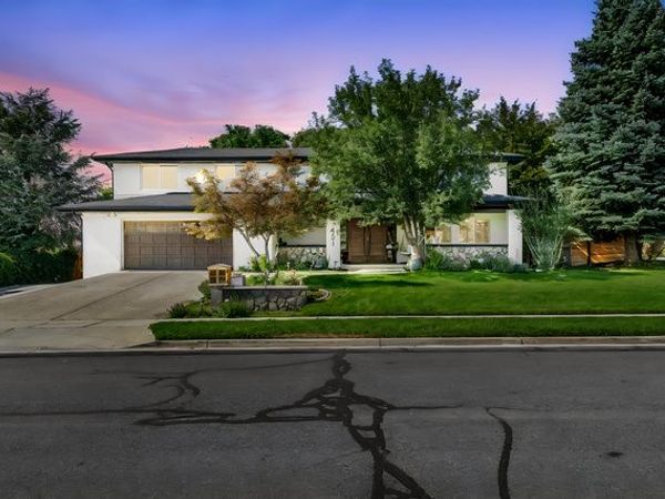 1451 E LONGDALE DR , Sandy, UT 84092