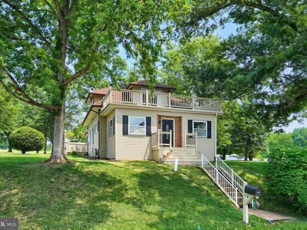2613 BROAD STREET, YORK, PA 17408