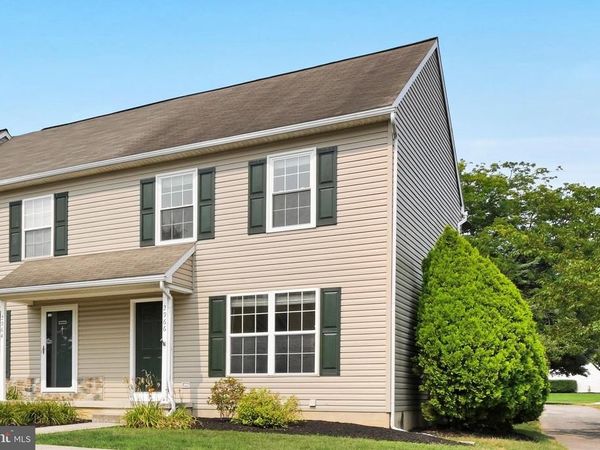2966 ASTER LANE, LITITZ, PA 17543