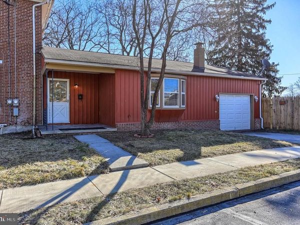 30 S 5TH STREET, GETTYSBURG, PA 17325