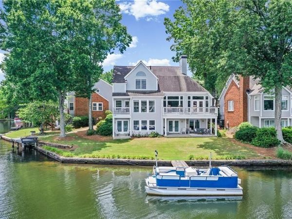 6425 Spinnaker Lane , Alpharetta, GA 30005