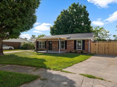 1299 Dorchester Drive, Georgetown, KY 40324