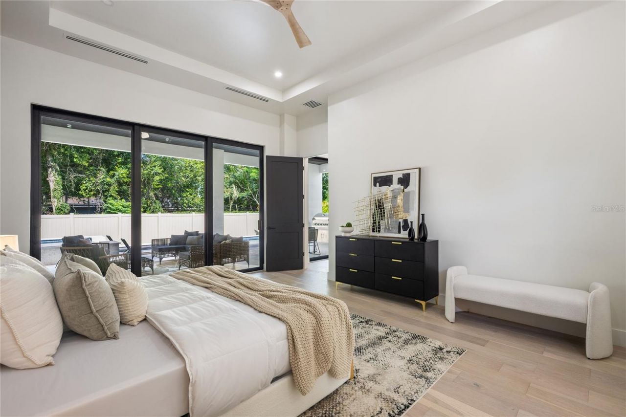 525 S Lakemont Avenue, Winter Park, FL 32792 Photo