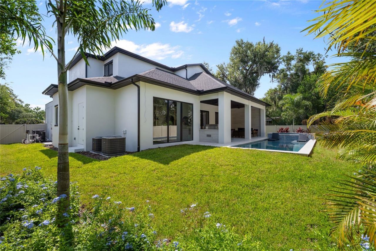 525 S Lakemont Avenue, Winter Park, FL 32792 Photo