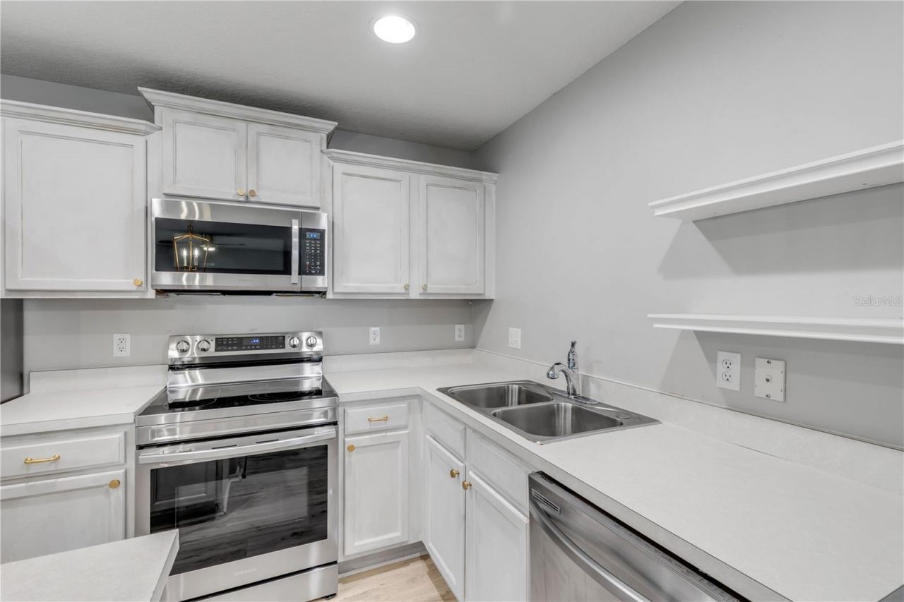 550 Aeolian Drive, New Smyrna Beach, FL 32168 Photo