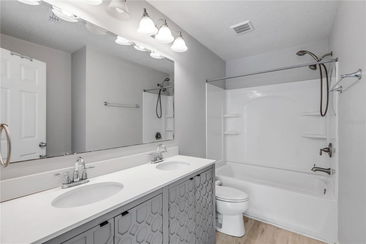 550 Aeolian Drive, New Smyrna Beach, FL 32168 Photo