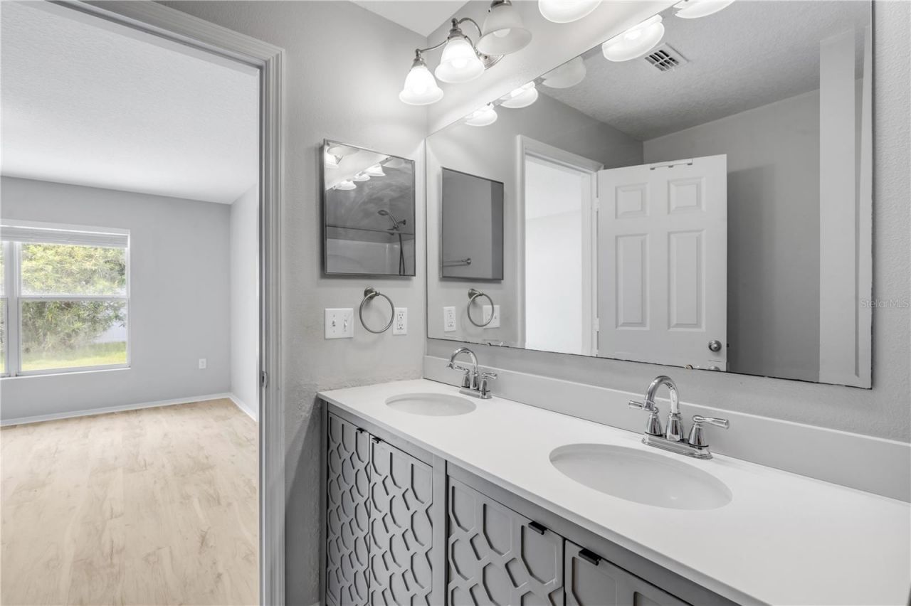550 Aeolian Drive, New Smyrna Beach, FL 32168 Photo