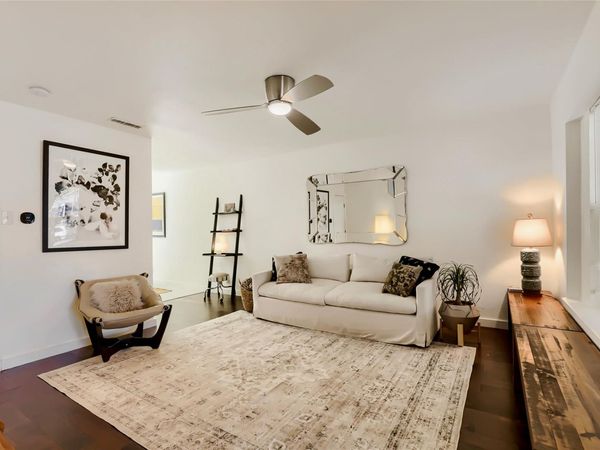6211 Manor RD, Unit 105, Austin, TX 78723