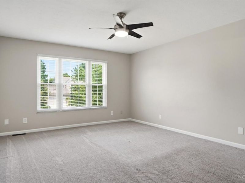 8407 Lakevalley Drive, Colerain Township, OH 45247 Photo 17