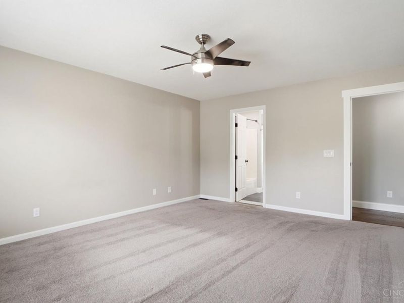 8407 Lakevalley Drive, Colerain Township, OH 45247 Photo 18