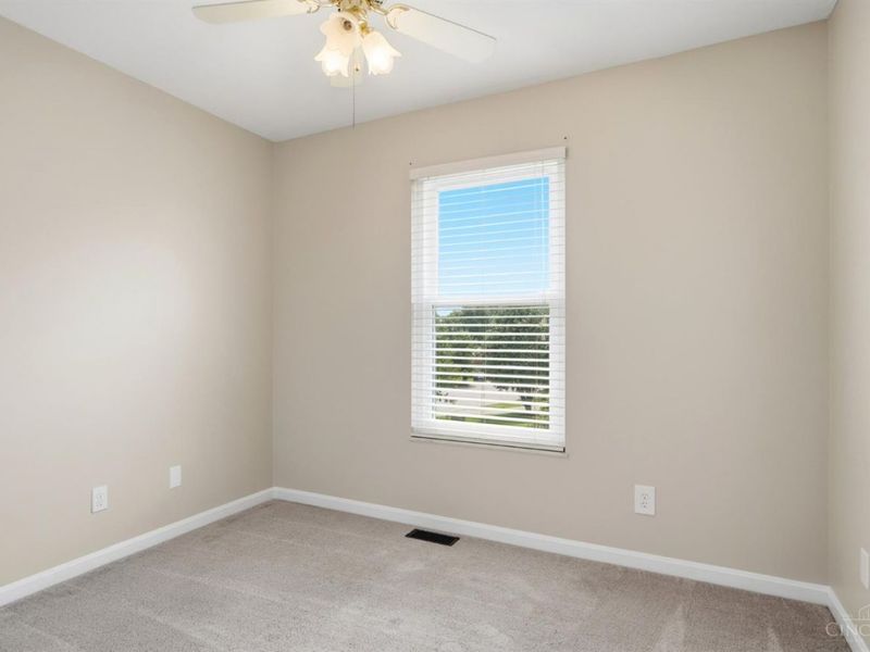 8407 Lakevalley Drive, Colerain Township, OH 45247 Photo 20
