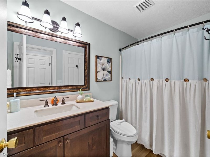 7695 Bar Harbour Lane , Mentor, OH 44060 Photo 15