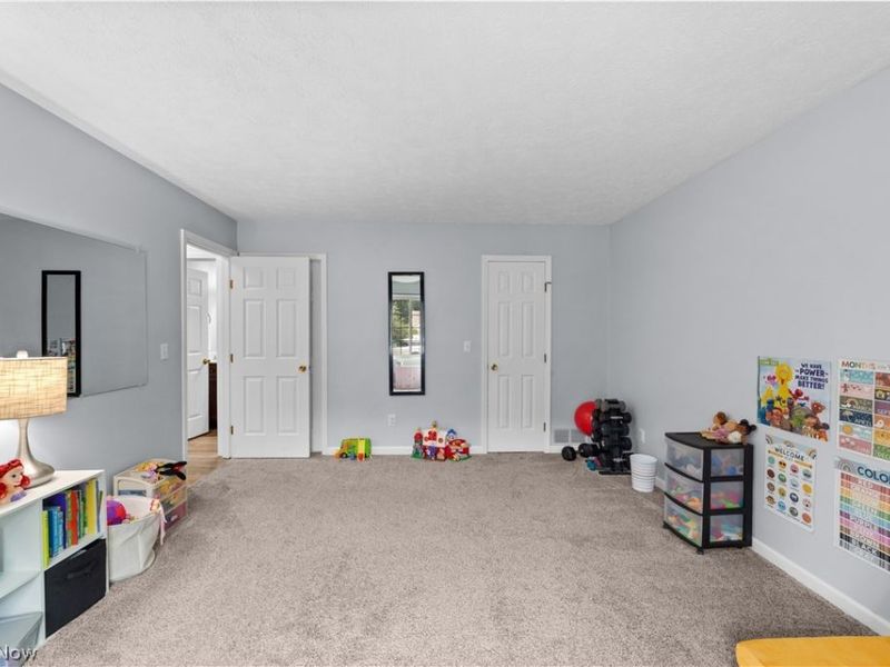 7695 Bar Harbour Lane , Mentor, OH 44060 Photo 17