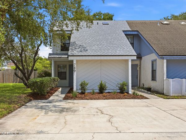 749 CENTURY 21 Drive, Jacksonville, FL 32216