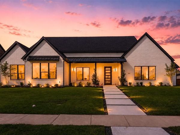 1011 Devonshire Drive S, Forney, TX 75126