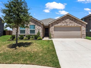 4652 Benham Drive, Fort Worth, TX 76036