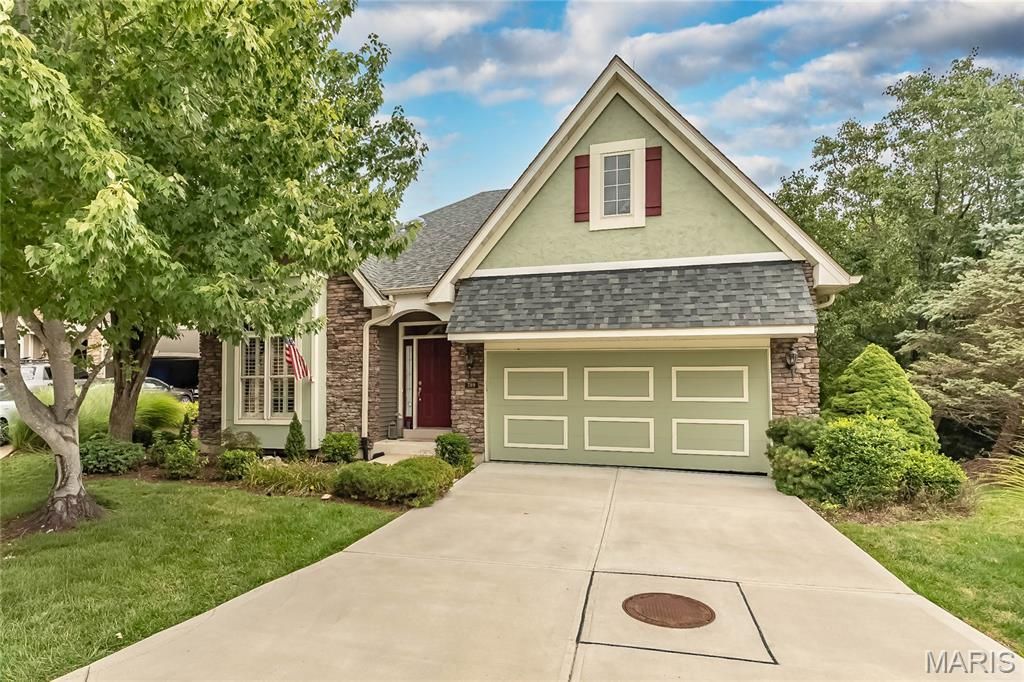 709 Huntwood Terrace, Lake Saint Louis, MO 63367 Main Photo