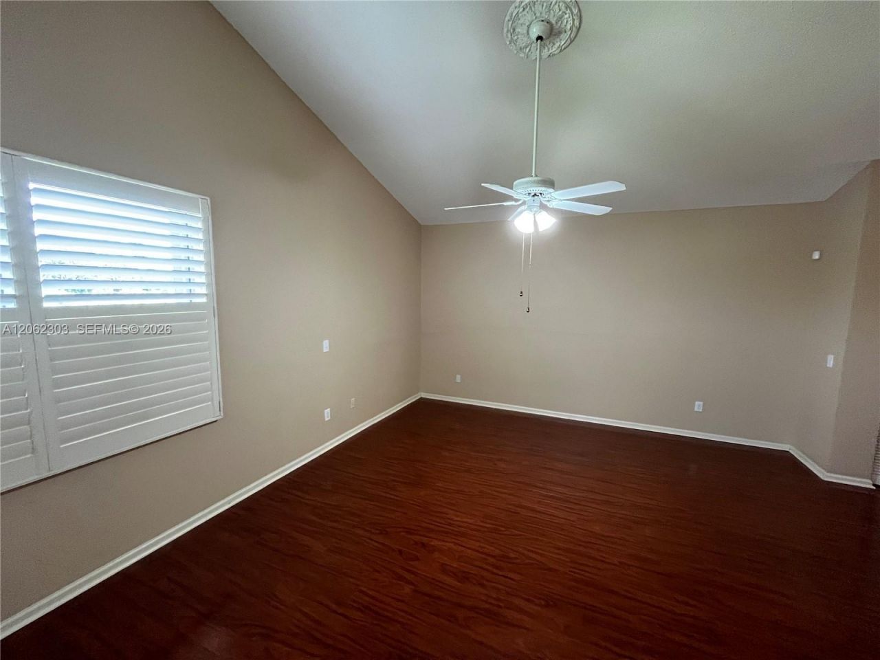 1540 W Lacosta Dr W, Pembroke Pines, FL 33027 Photo