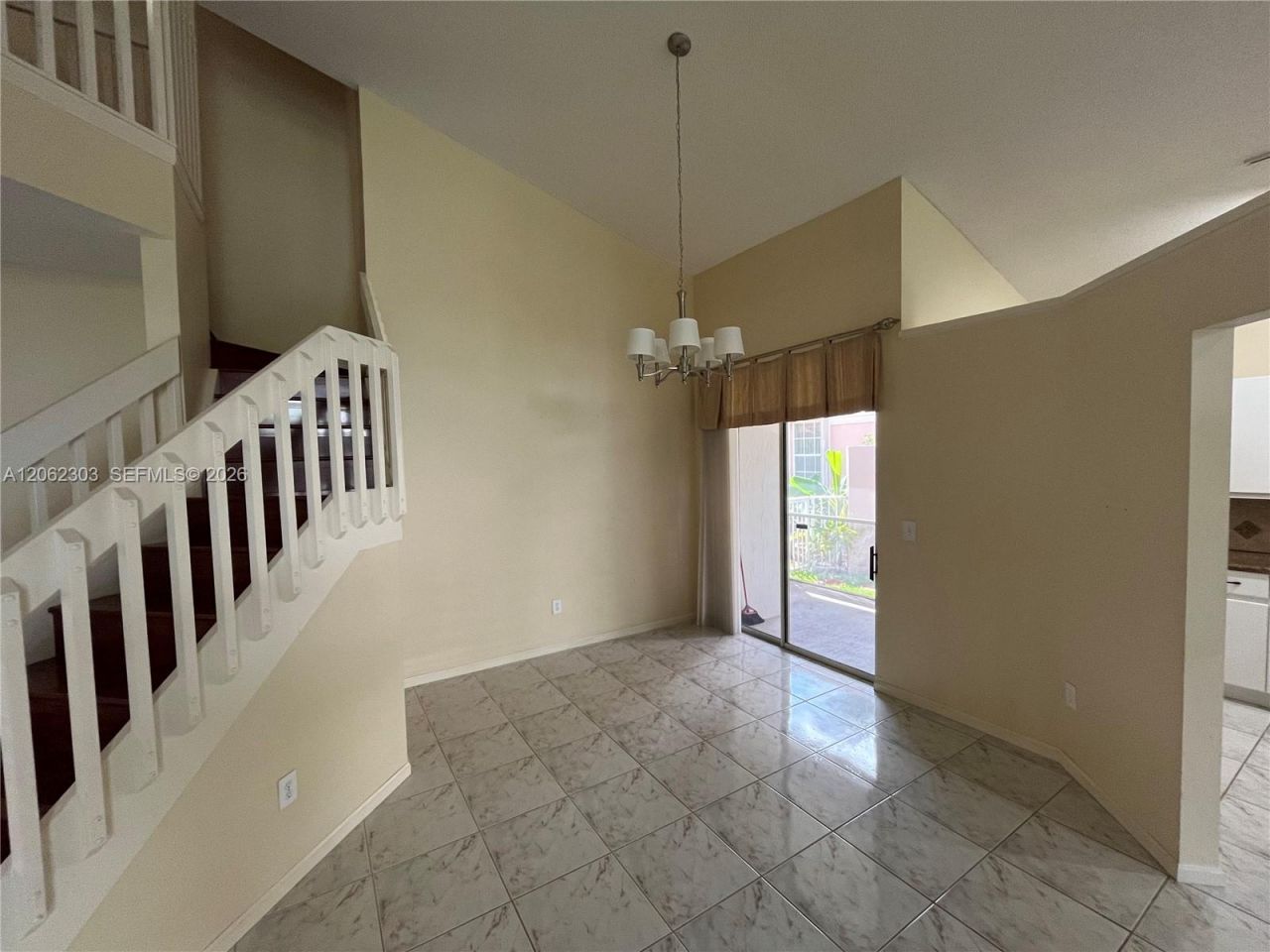 1540 W Lacosta Dr W, Pembroke Pines, FL 33027 Photo
