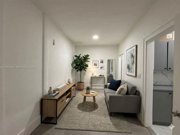 1560 SW 5th St , Unit 4, Miami, FL 33135