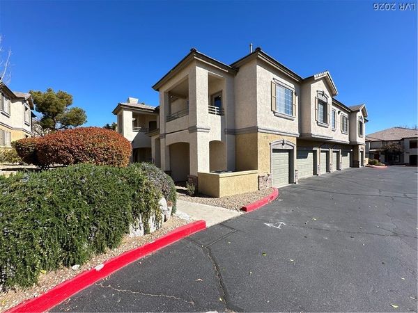 1621 Queen Victoria Street, Unit 201, Las Vegas, NV 89144