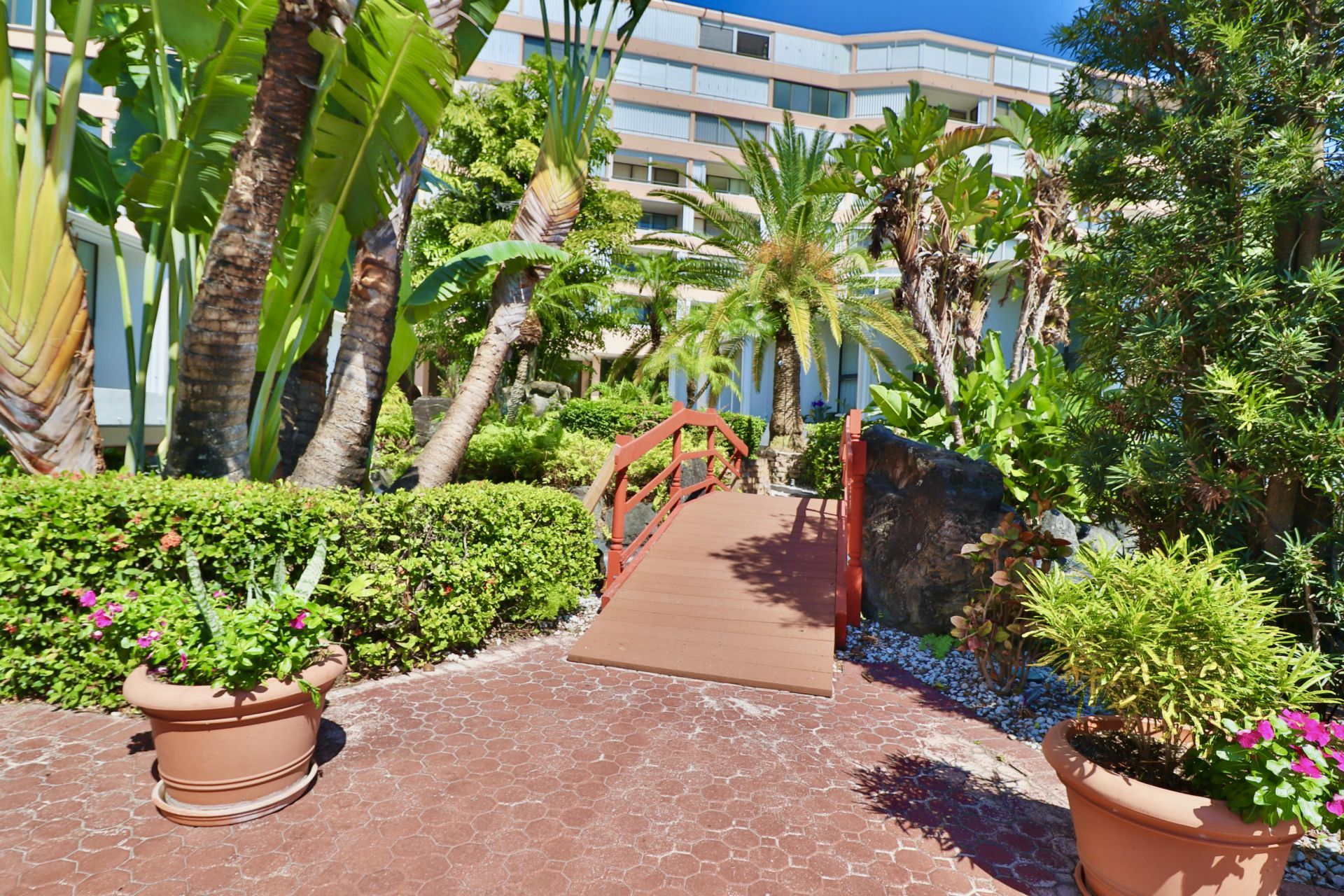 3589 S Ocean Boulevard, Unit L12, South Palm Beach, FL 33480 Photo