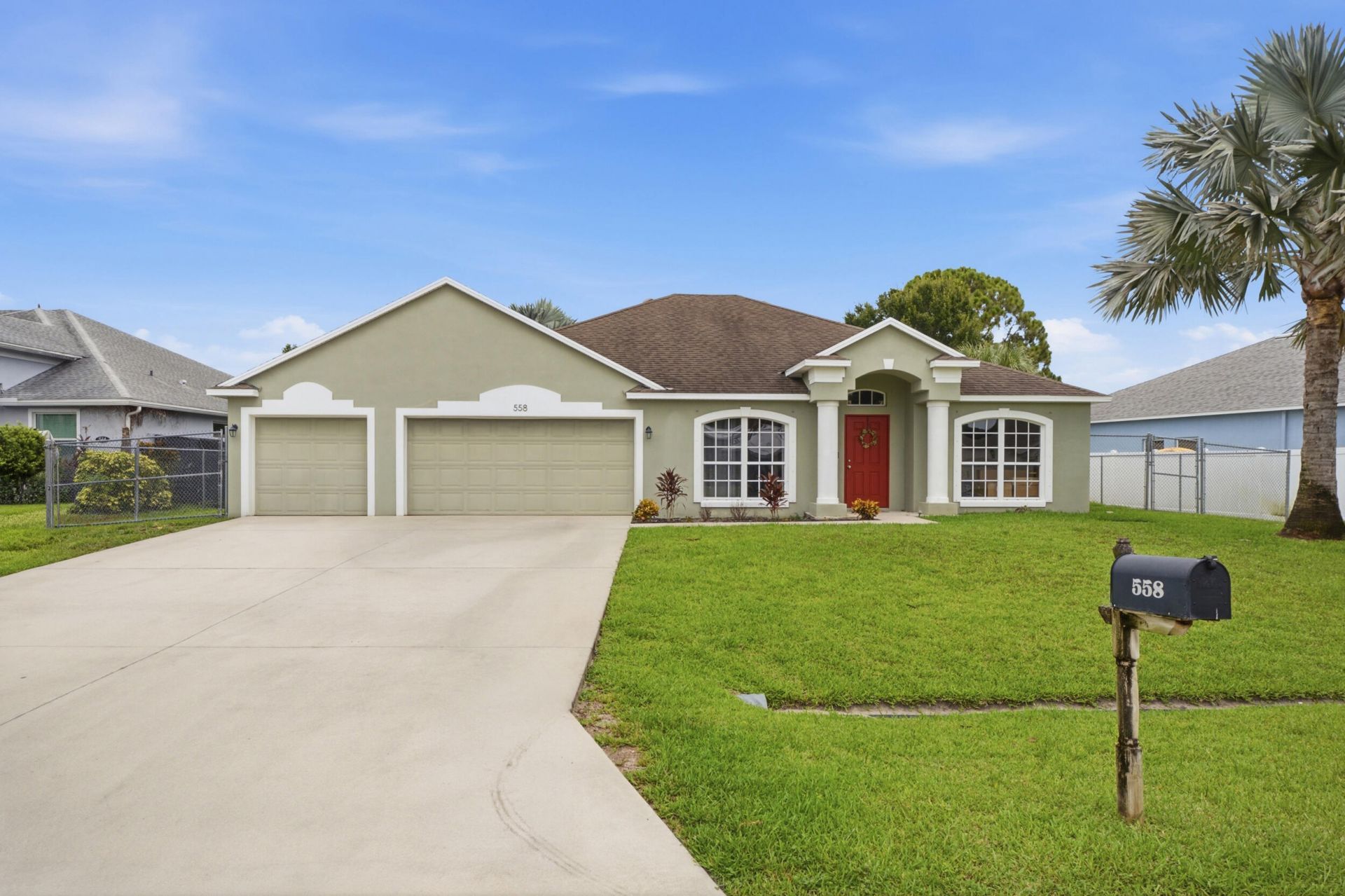 558 SW South Quick Circle, Port Saint Lucie, FL 34953 Photo