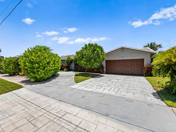 1226 SE 14TH Street, Deerfield Beach, FL 33441