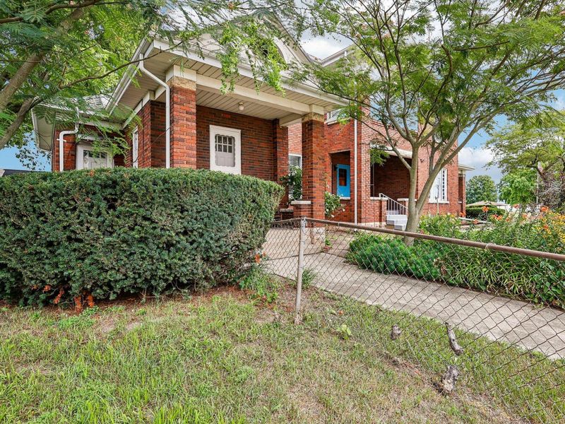 105 N Miami Avenue, Bradford, OH 45308 Photo 3