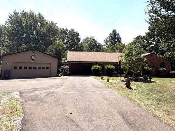 8861 Jones Road, Olive Branch, MS 38654