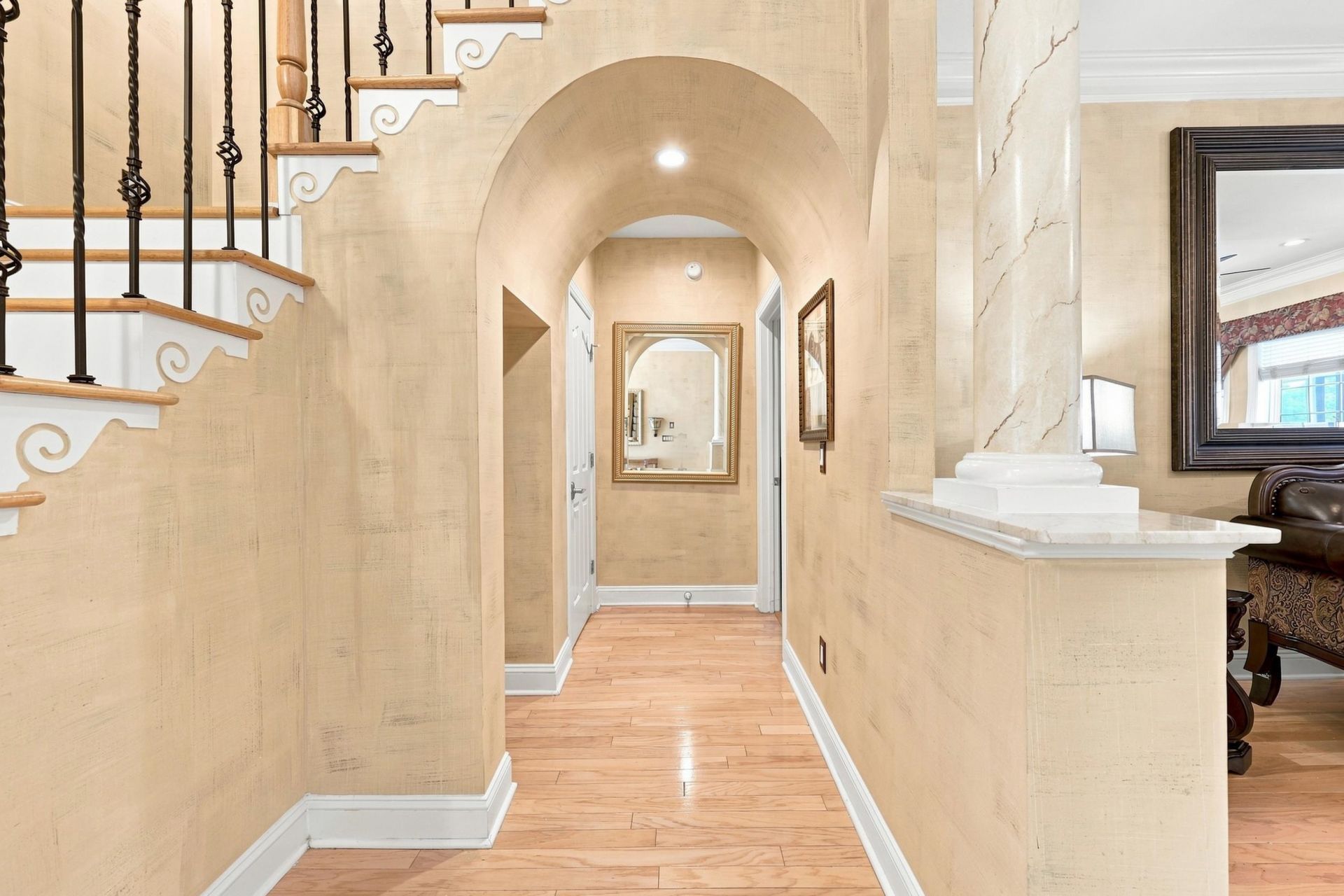 2366 Island Way Photo 12