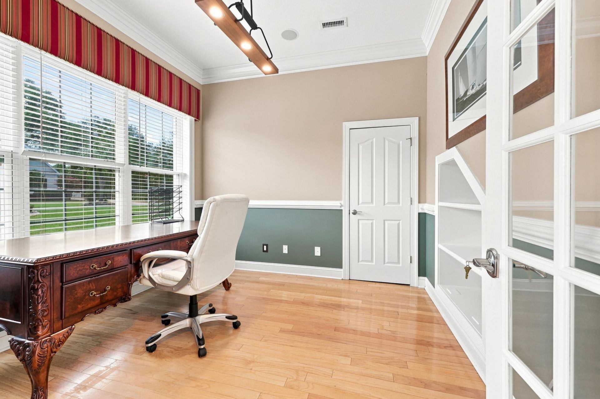 2366 Island Way Photo 13