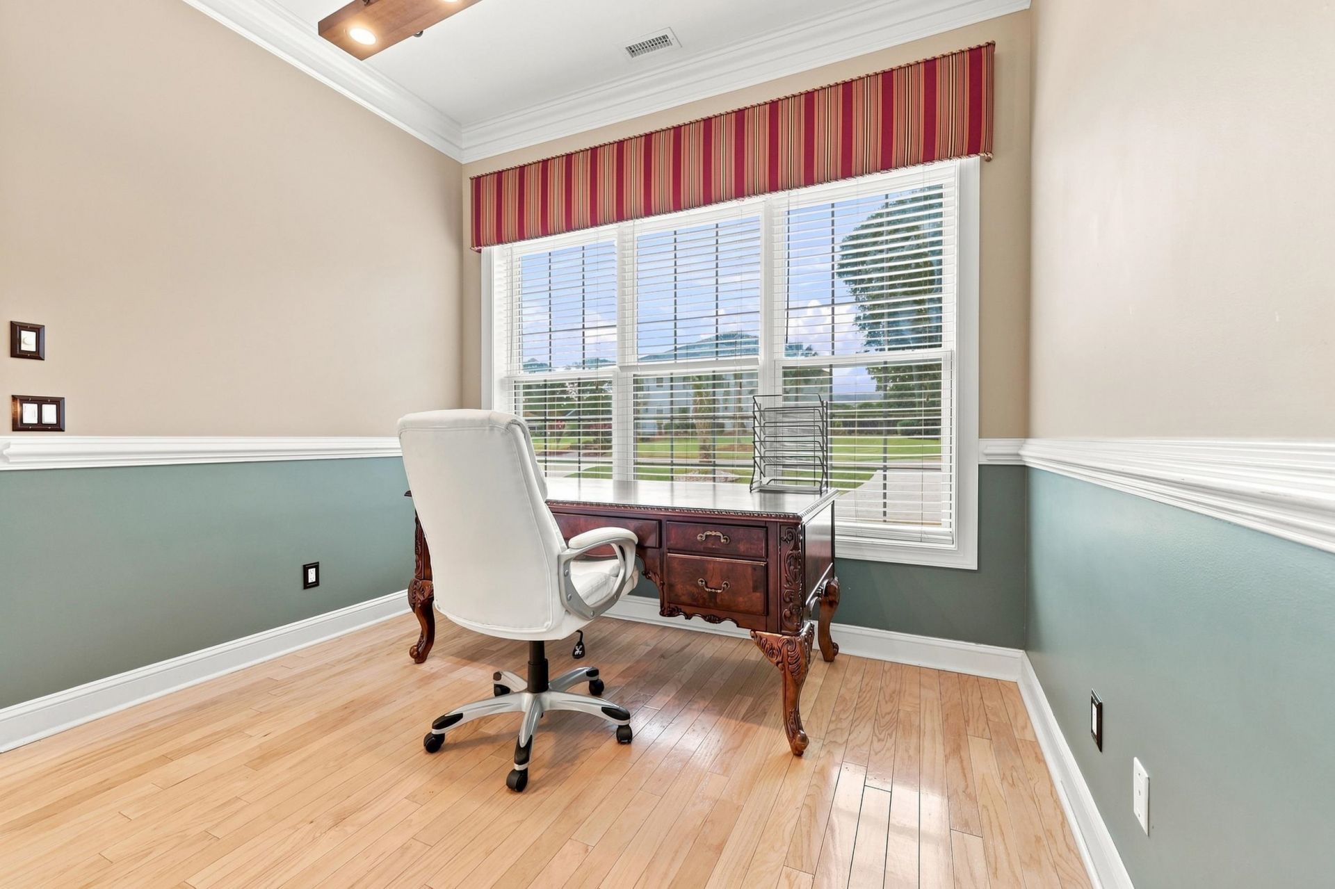 2366 Island Way Photo 14