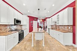 2366 Island Way photo 4