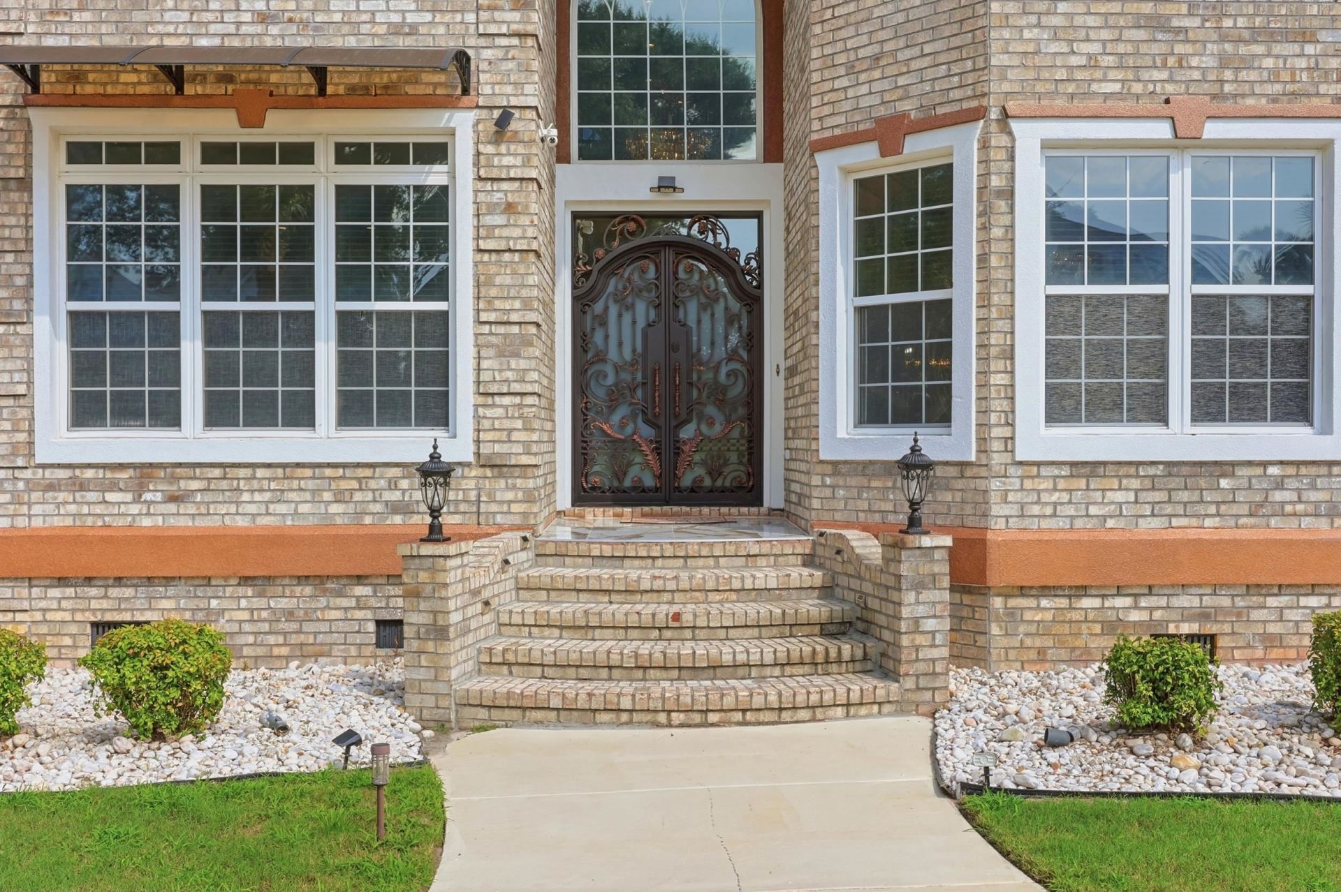 2366 Island Way Photo 8