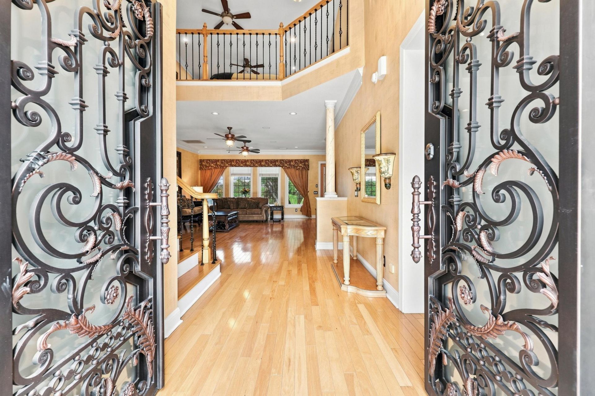 2366 Island Way Photo 9