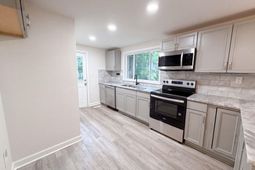 511 Manigault Street  photo 4