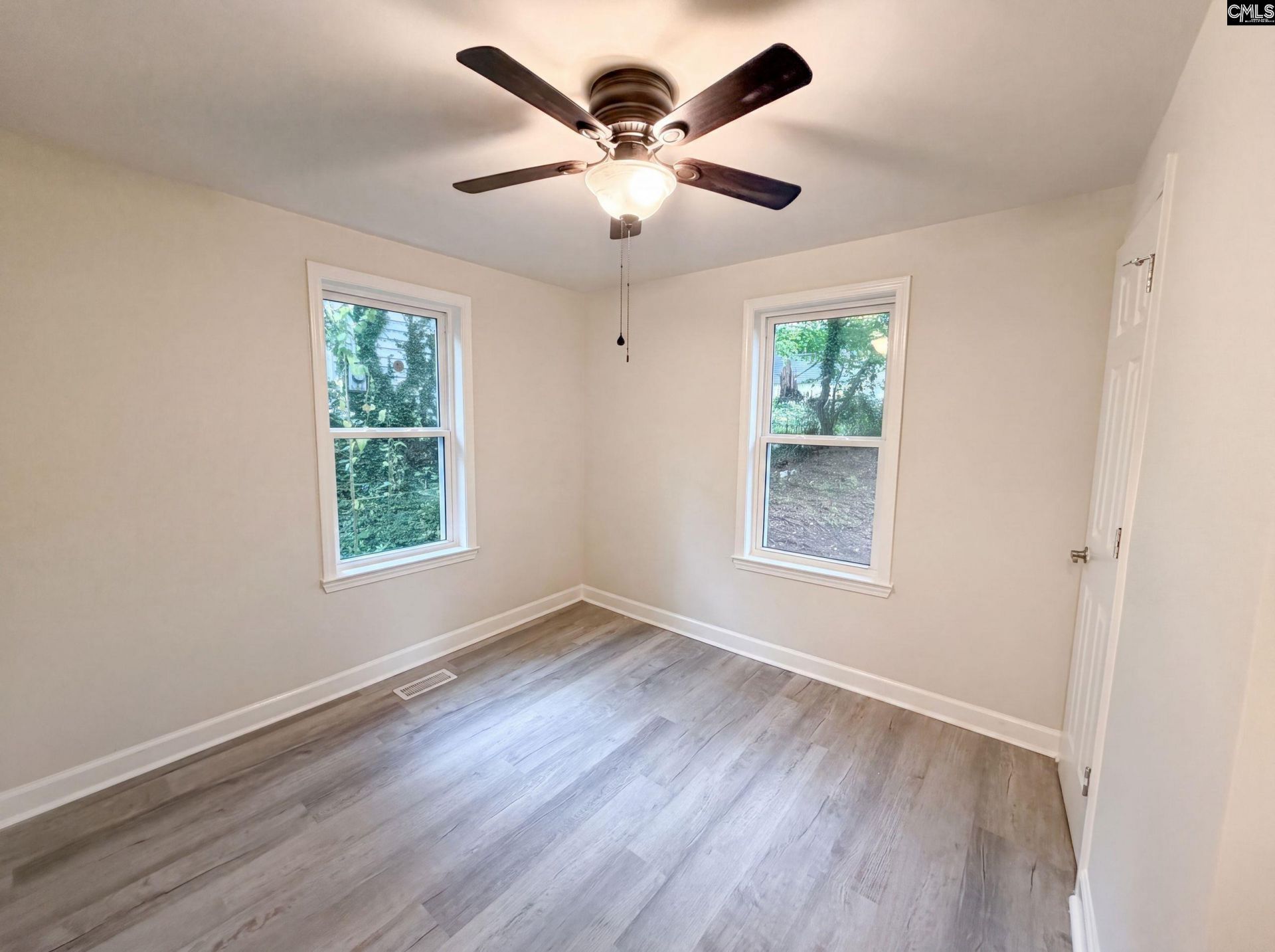 511 Manigault Street  Photo 7