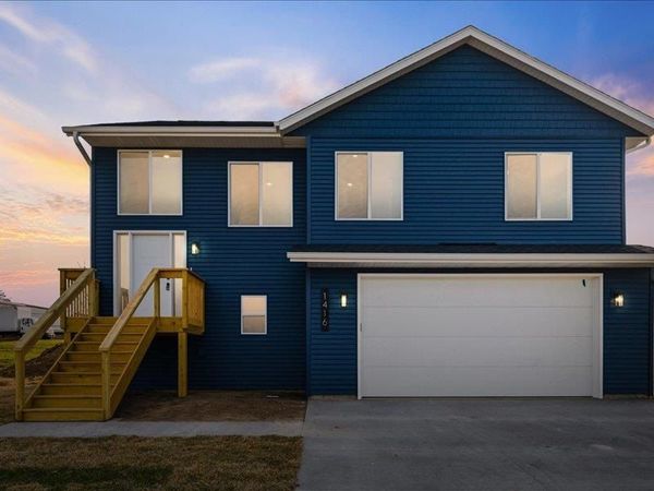 407 E JACKSON STREET, Wilton, IA 52778