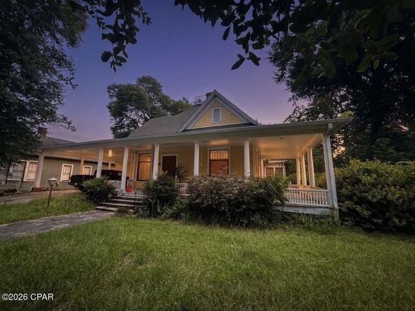 2928 Green Street , Marianna, FL 32446