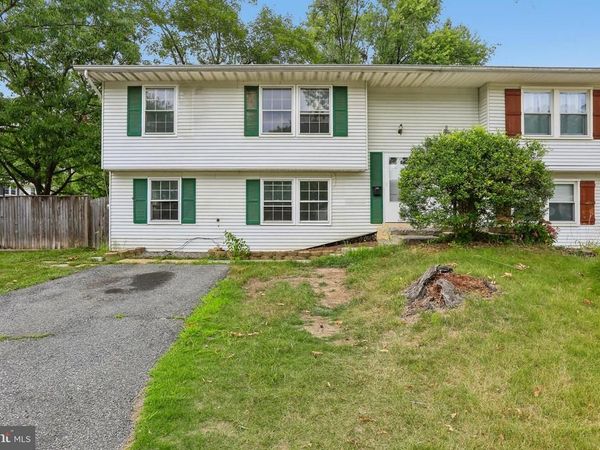 720 CHAPELGATE DRIVE , ODENTON, MD 21113