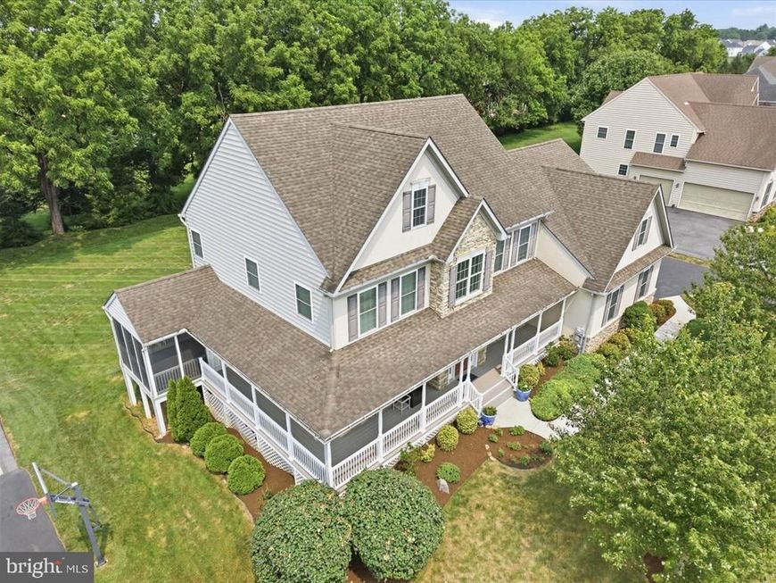 379 Ecker Drive, Lititz, PA 17543 Main Photo