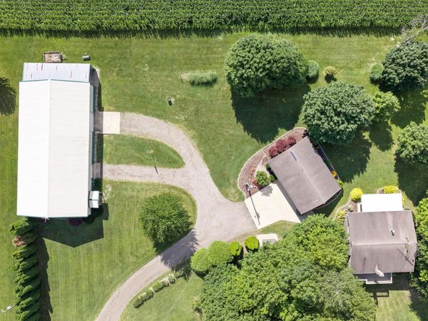 64700 M-40, Jones, MI 49061