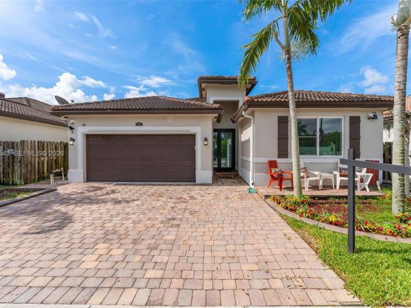 11860 SW 253rd St , Homestead, FL 33032