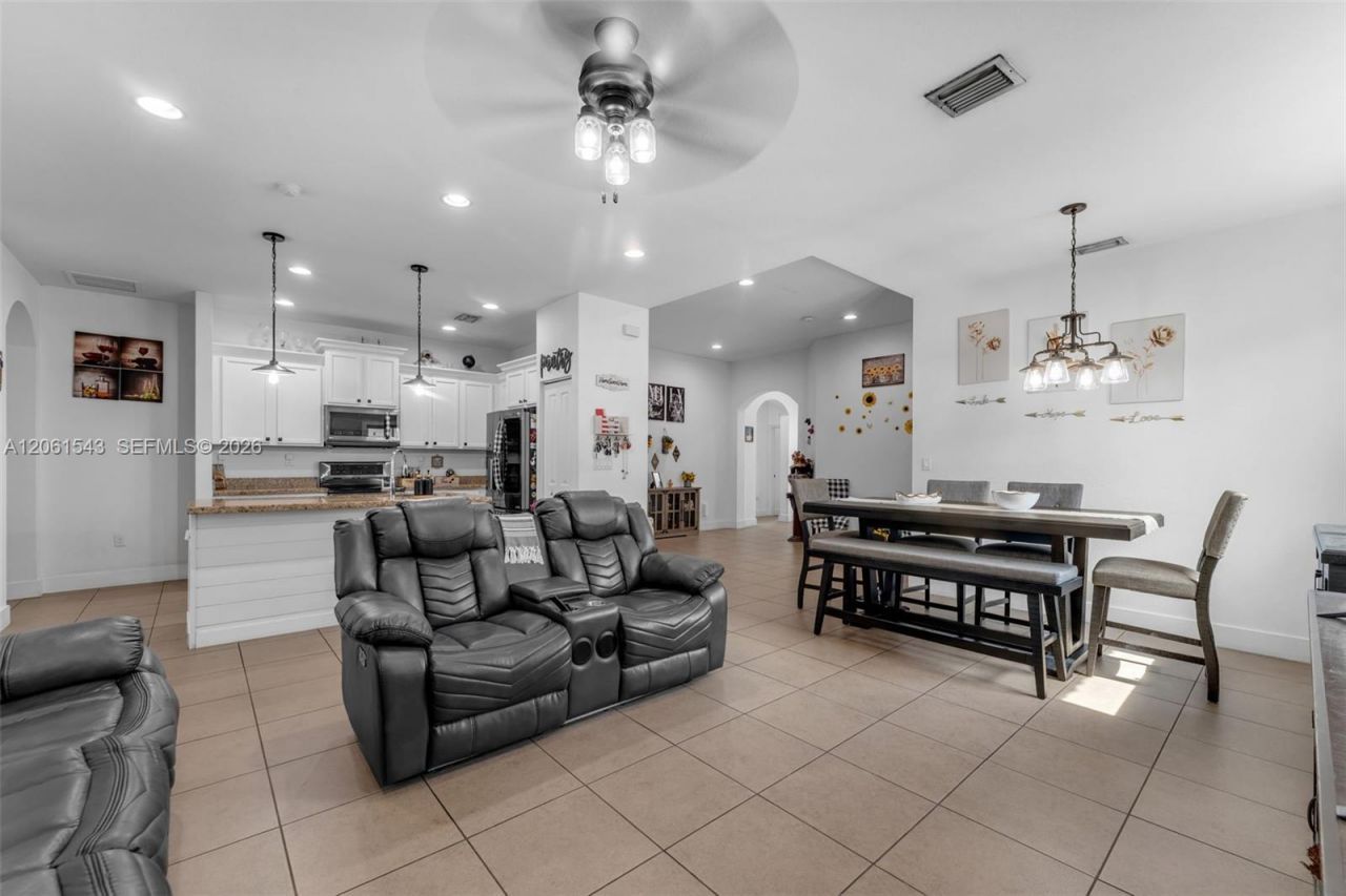 11860 SW 253rd St, Homestead, FL 33032 Photo