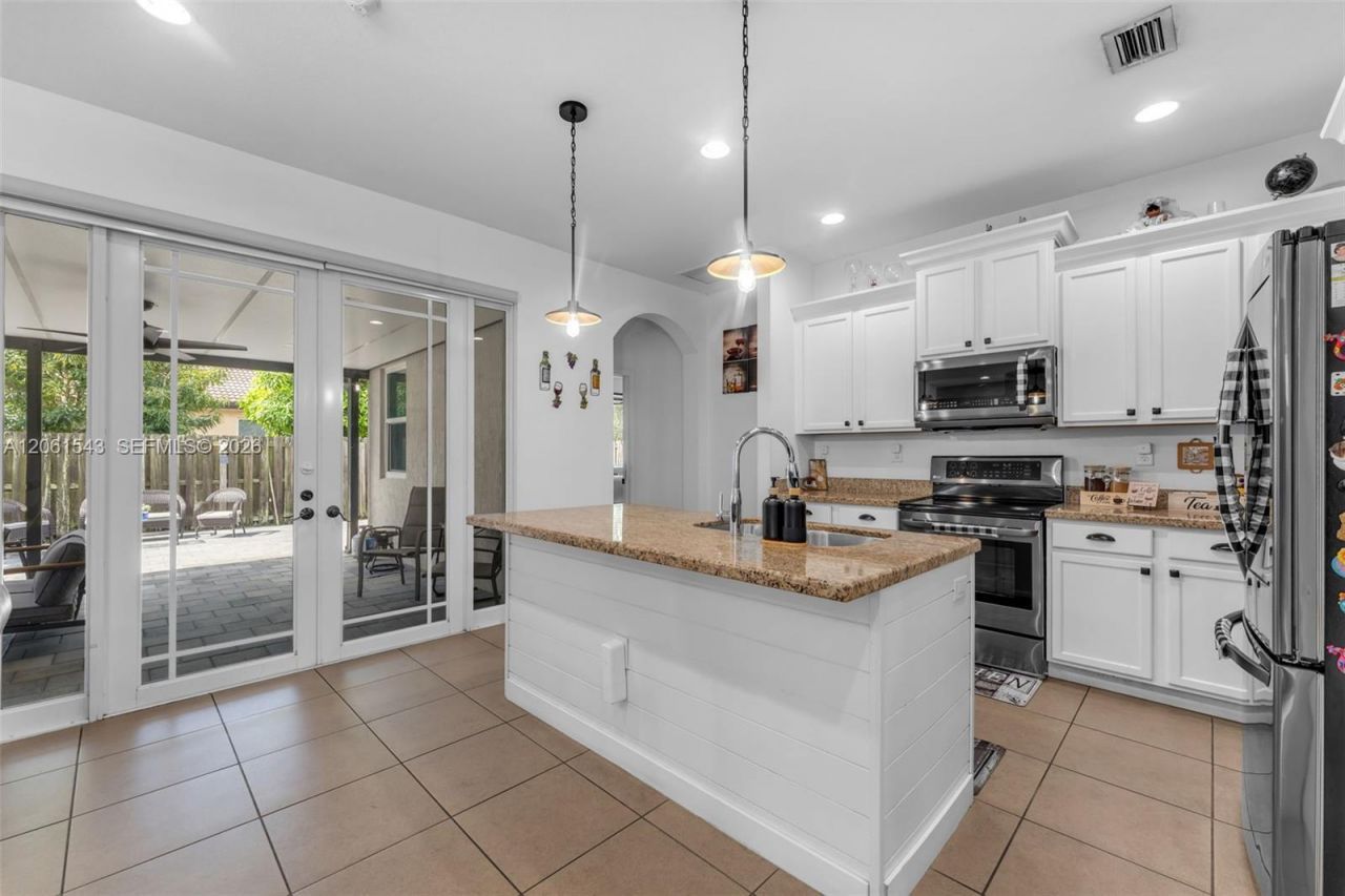 11860 SW 253rd St, Homestead, FL 33032 Photo