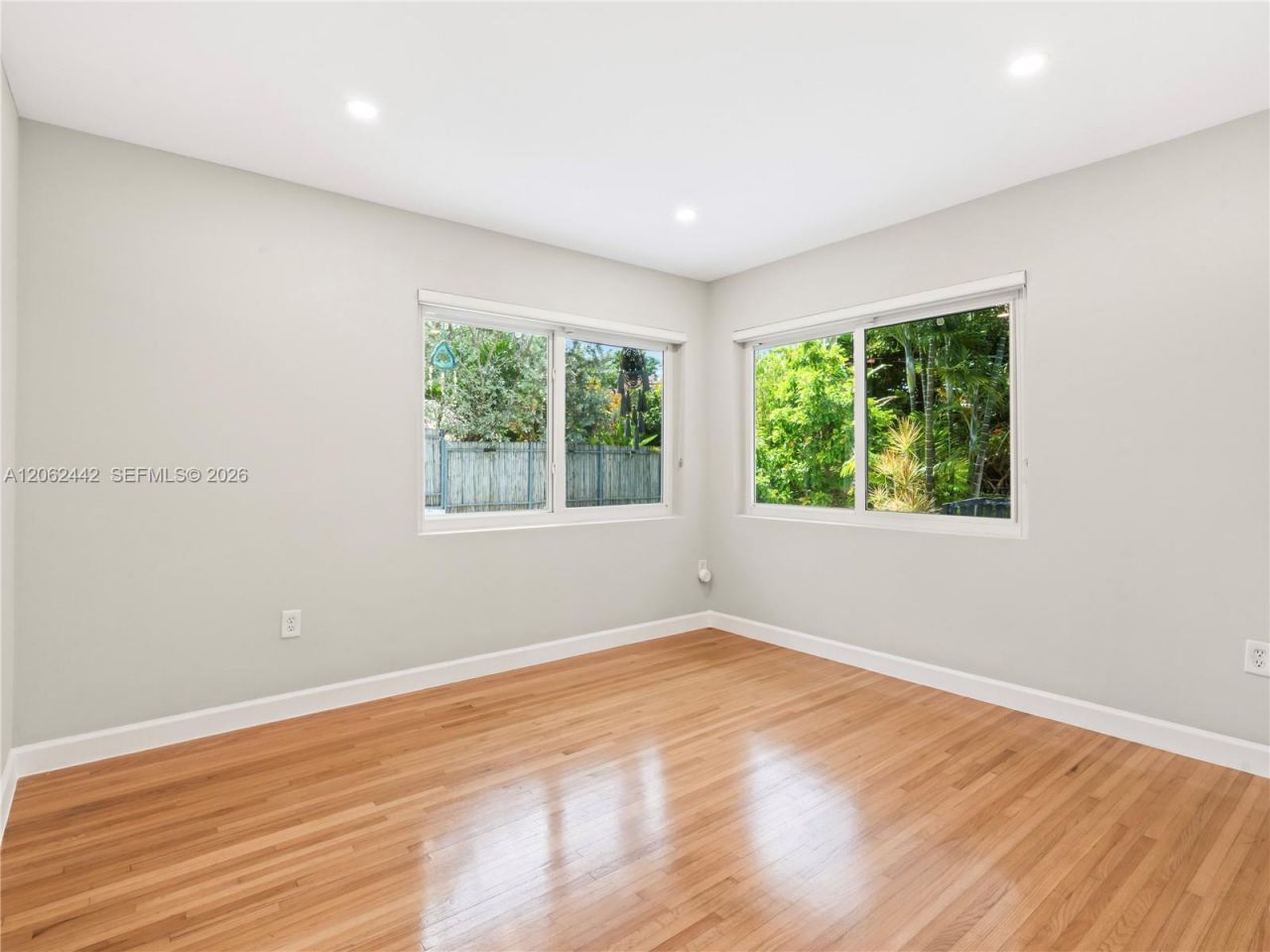 680 NE 81st St , Miami, FL 33138 Photo